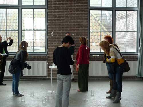 hanging ice in leiden